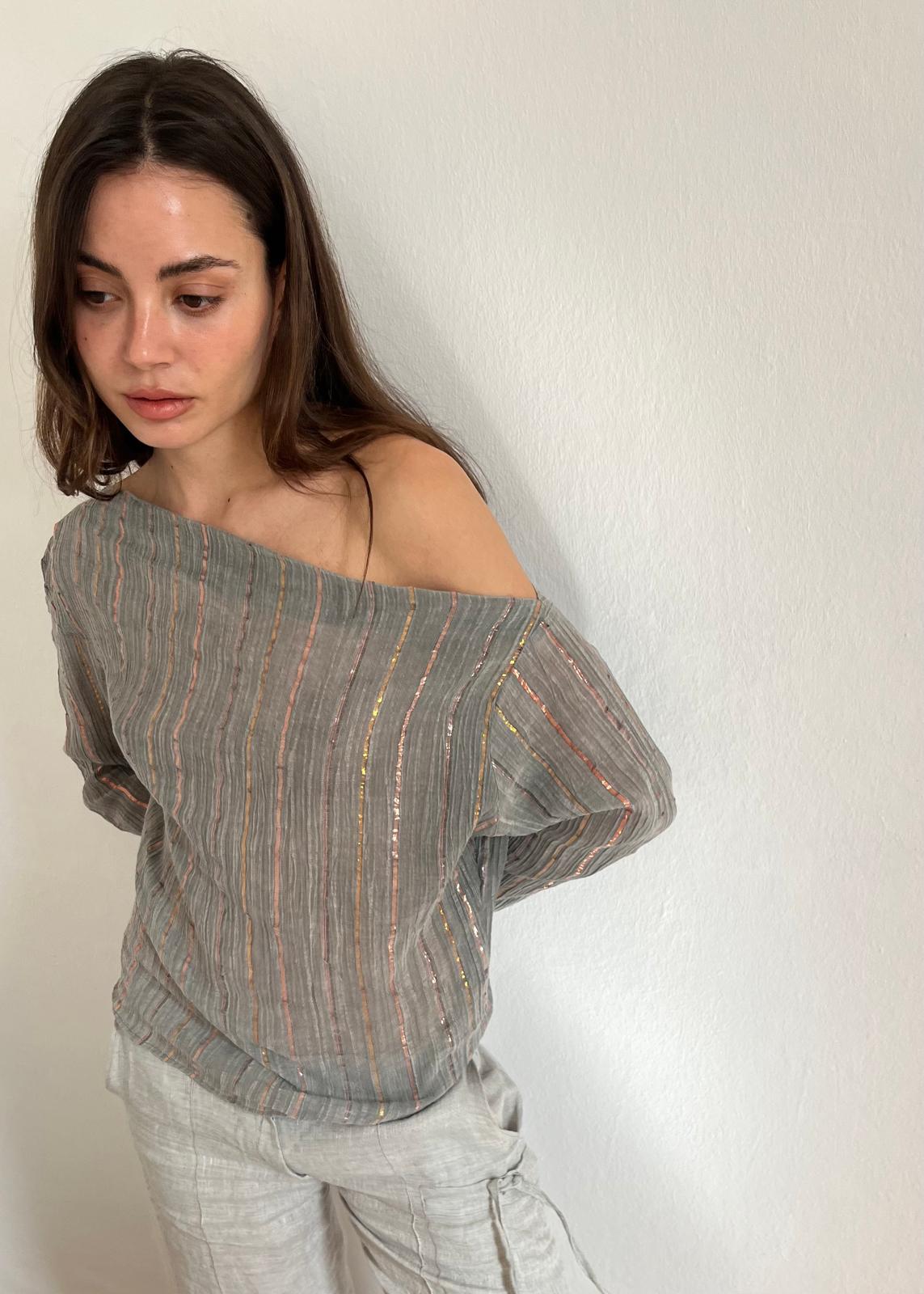 MESS BLOUSE