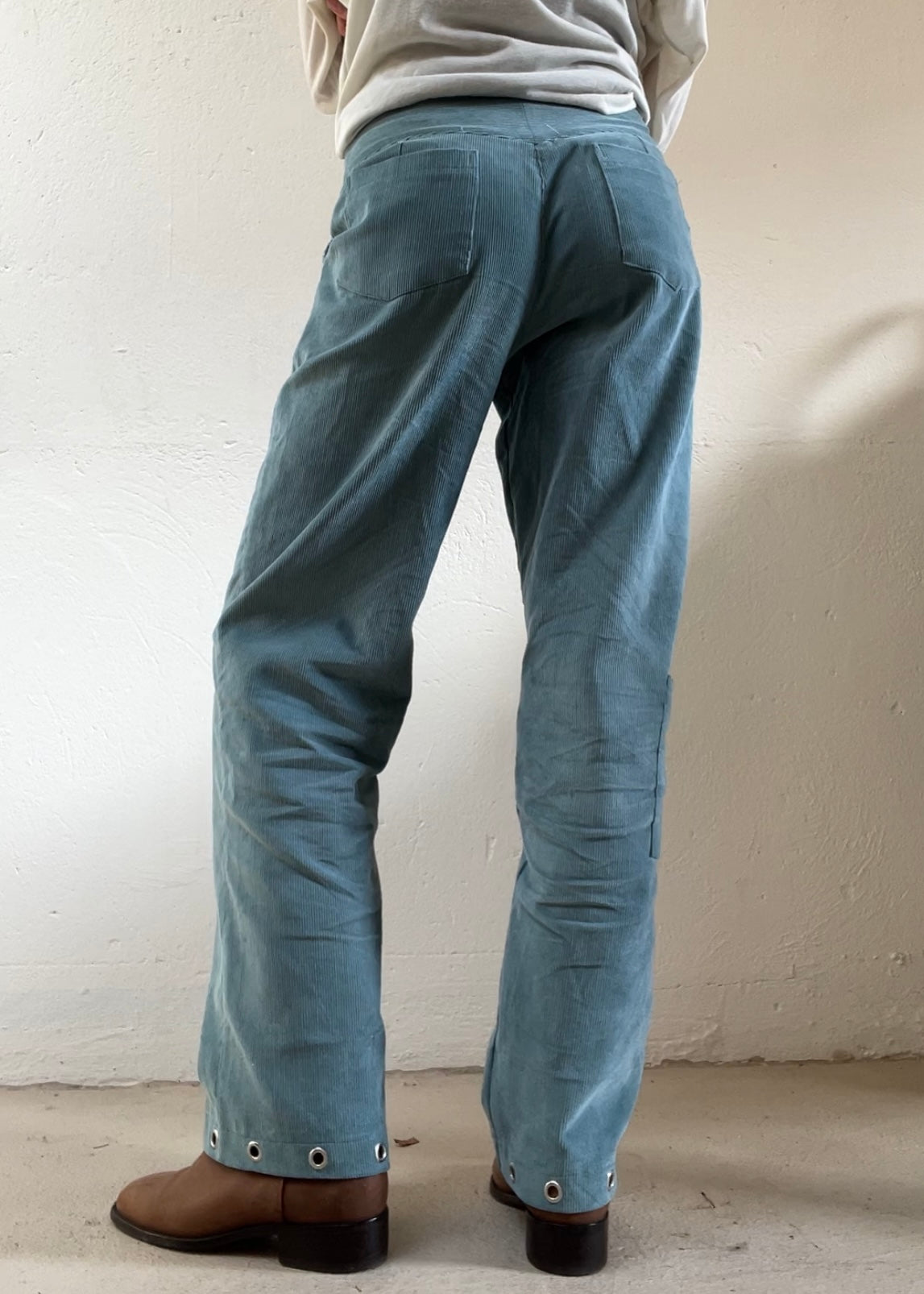 CORDUROY BLUE PANTS